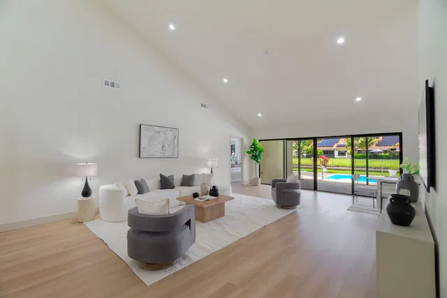Residence photo 9