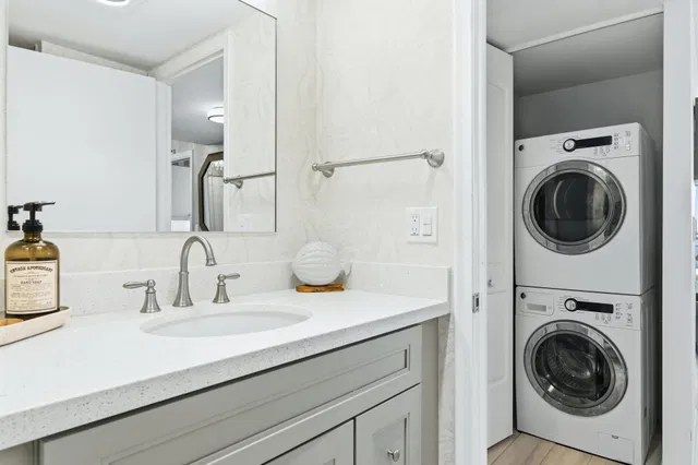 Singer Island Unit 1207 photo 20