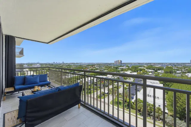 Singer Island Unit 1207 photo 23