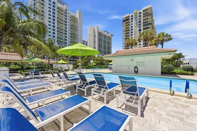 Singer Island Unit 1207 photo 28