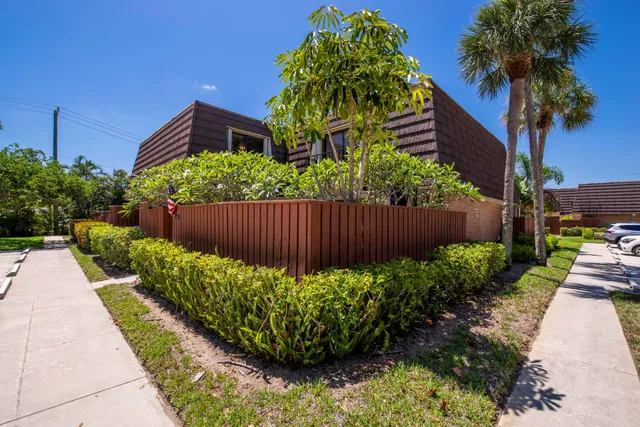  Residence photo 21
