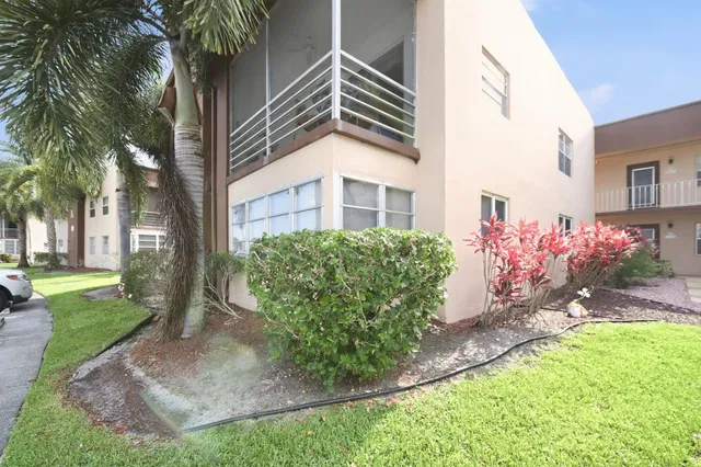  Residence photo 29