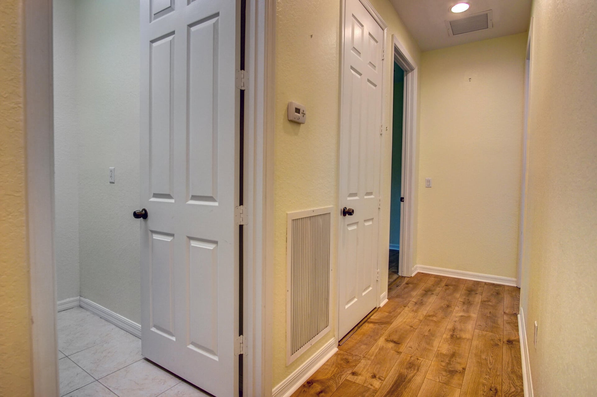 Unit F2 photo 17