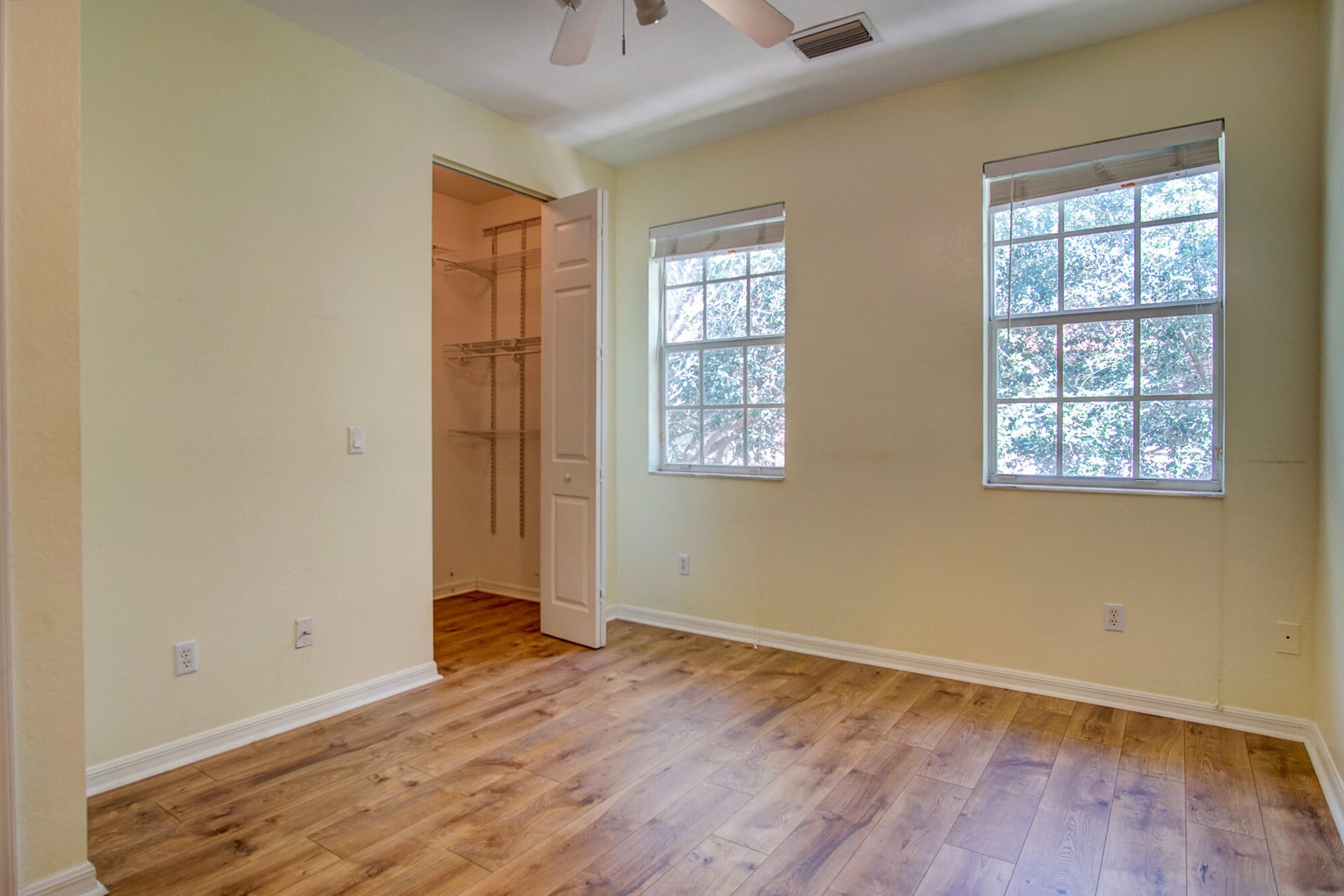 Unit F2 photo 19