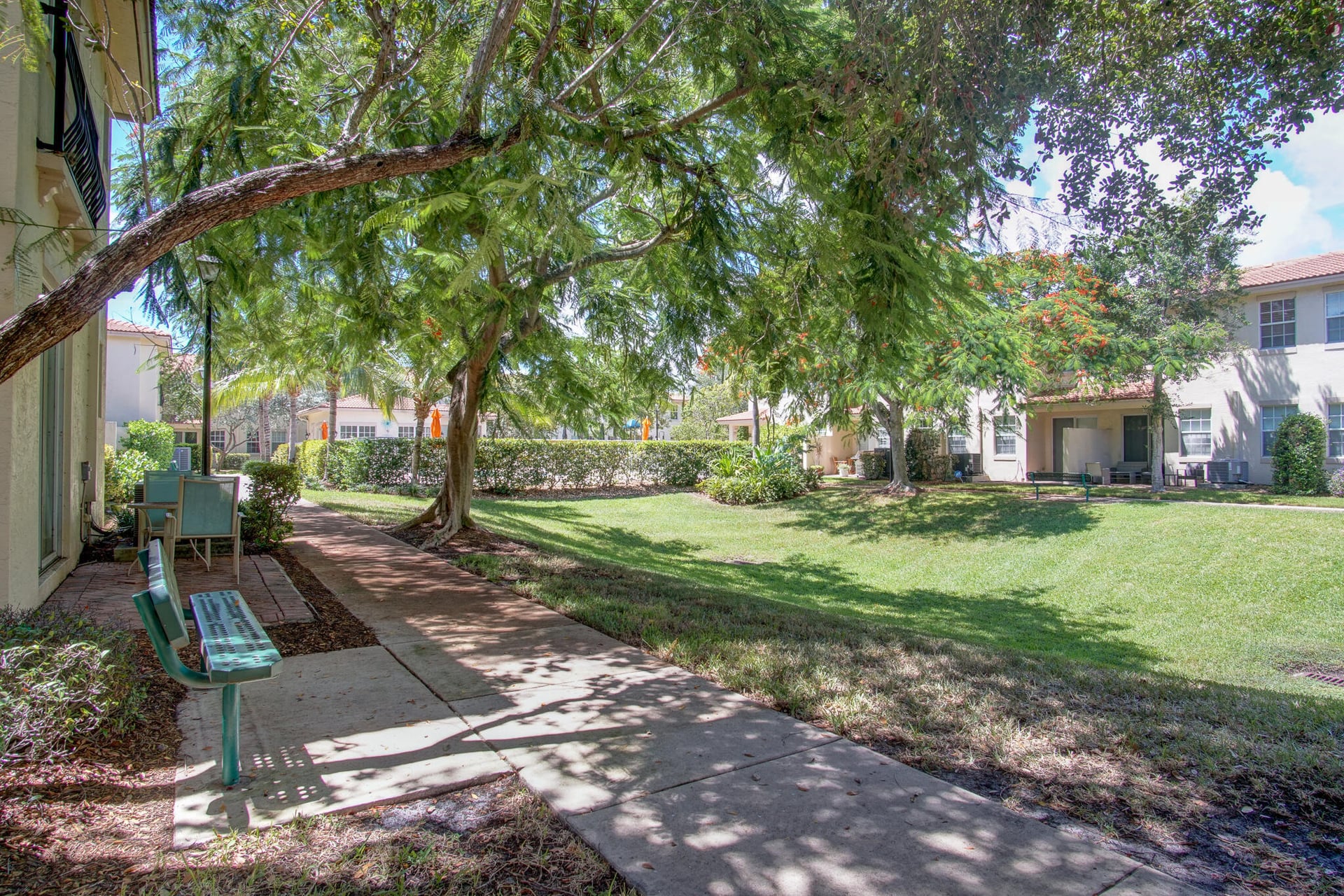Unit F2 photo 24