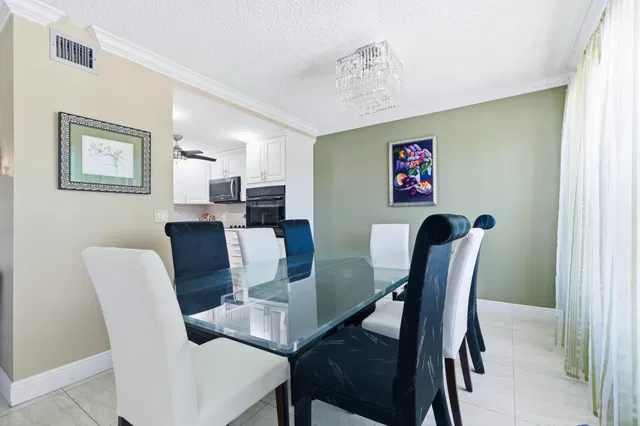 Residence photo 6