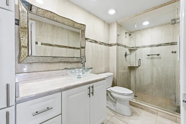 Residence photo 18
