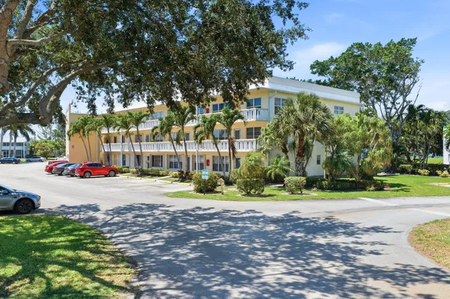 Residence photo 25