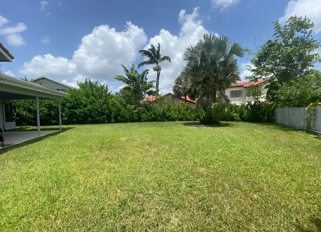 Residence photo 12