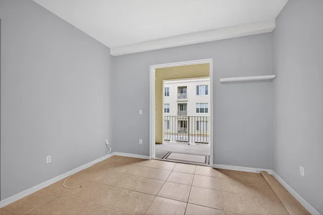 Unit 308 photo 23