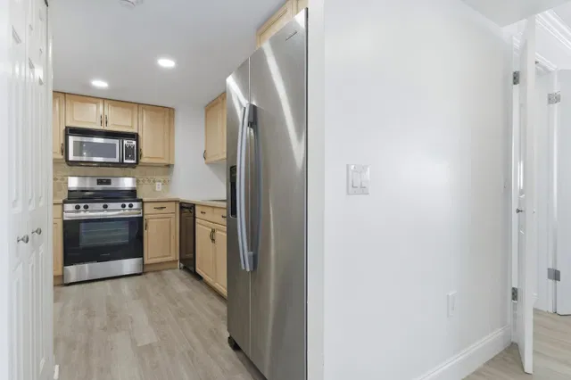 Palm Beach House Unit 1605 photo 5