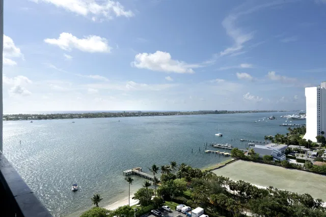 Palm Beach House Unit 1605 photo 7