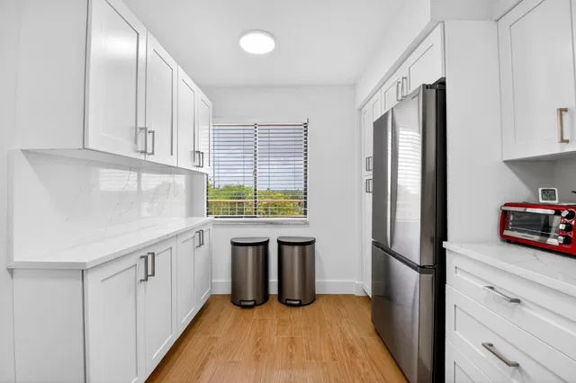Unit 602 photo 10