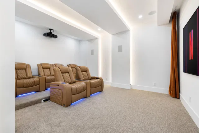 Residence photo 48
