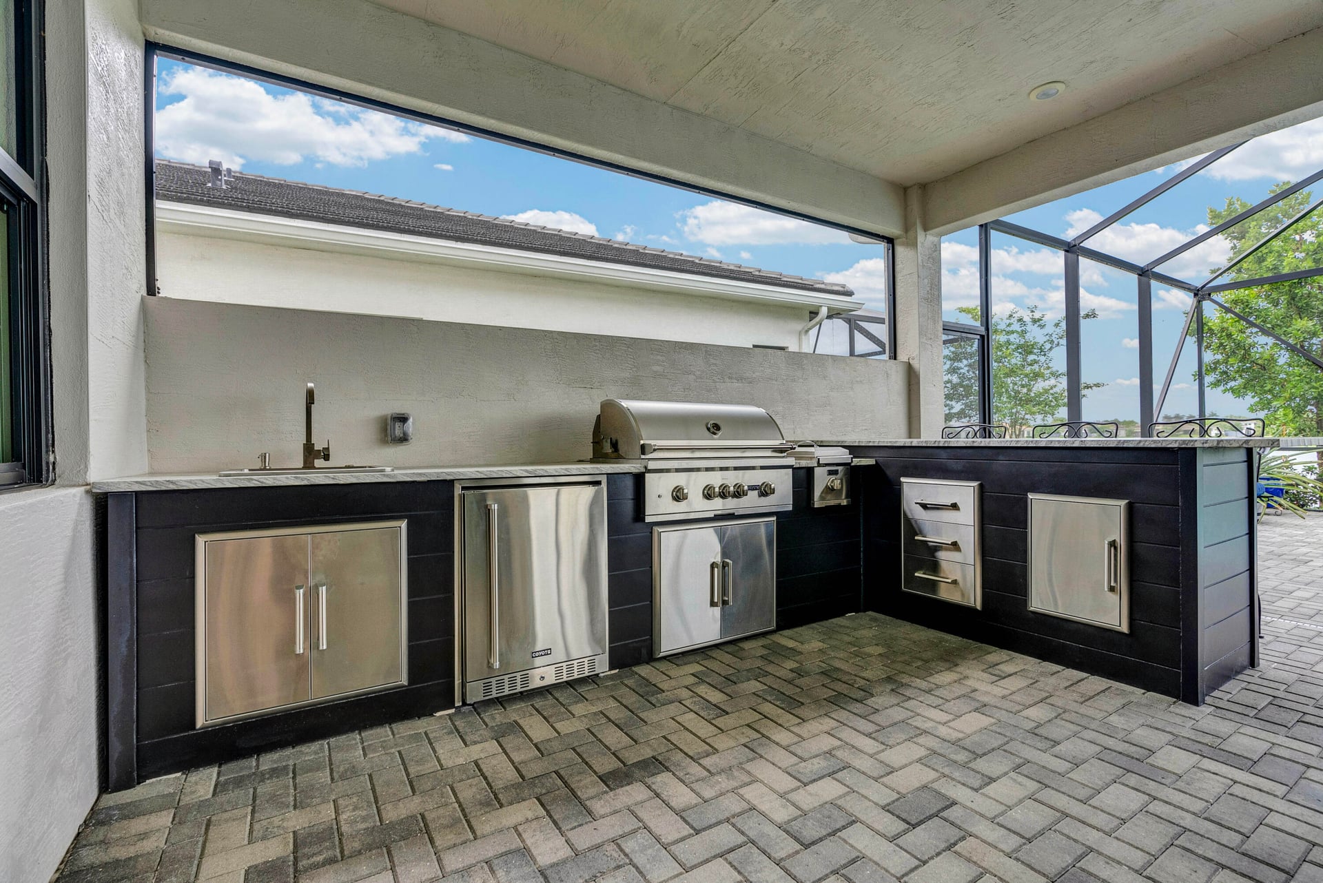 Residence photo 31