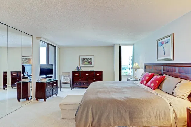 Water Glades Unit 17d photo 15