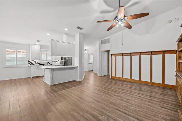 Residence photo 5