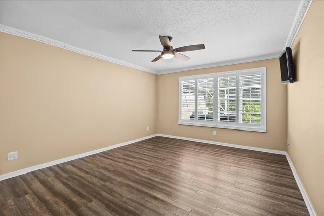 Residence photo 13