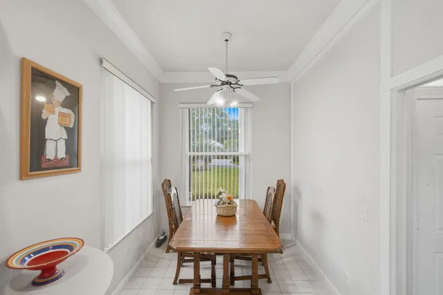 Residence photo 16