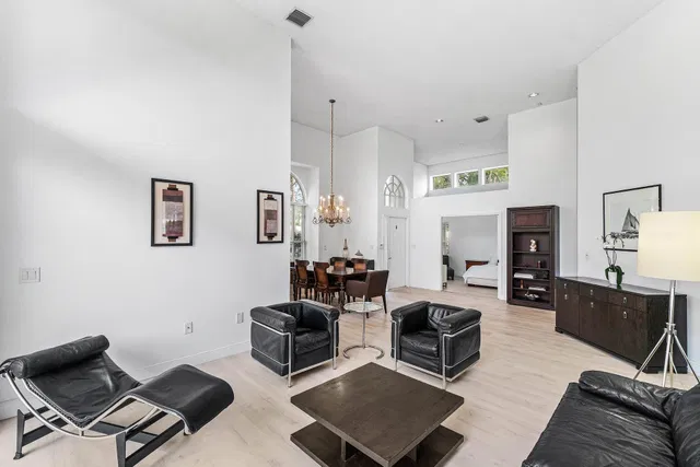 Residence photo 9