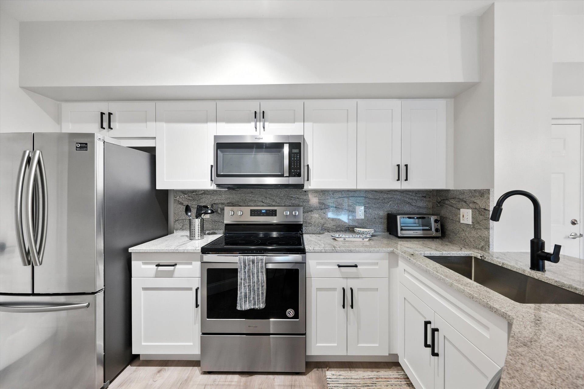 Unit 203 photo 13