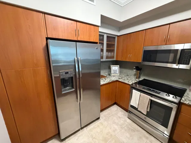 Windward Bay Lantana Unit 618 photo 3