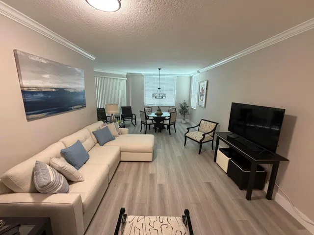 Windward Bay Lantana Unit 618 photo 9