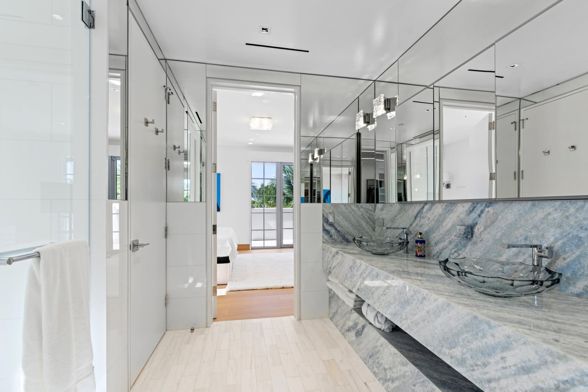 Royal Park Unit Penthouse photo 27