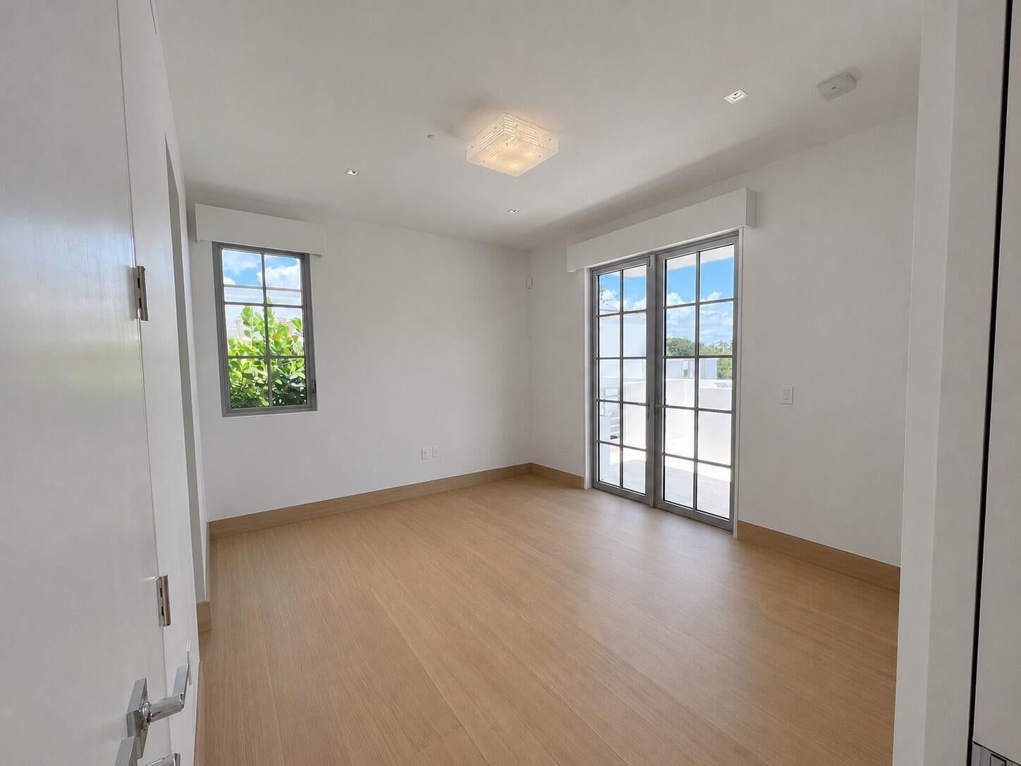 Royal Park Unit Penthouse photo 33