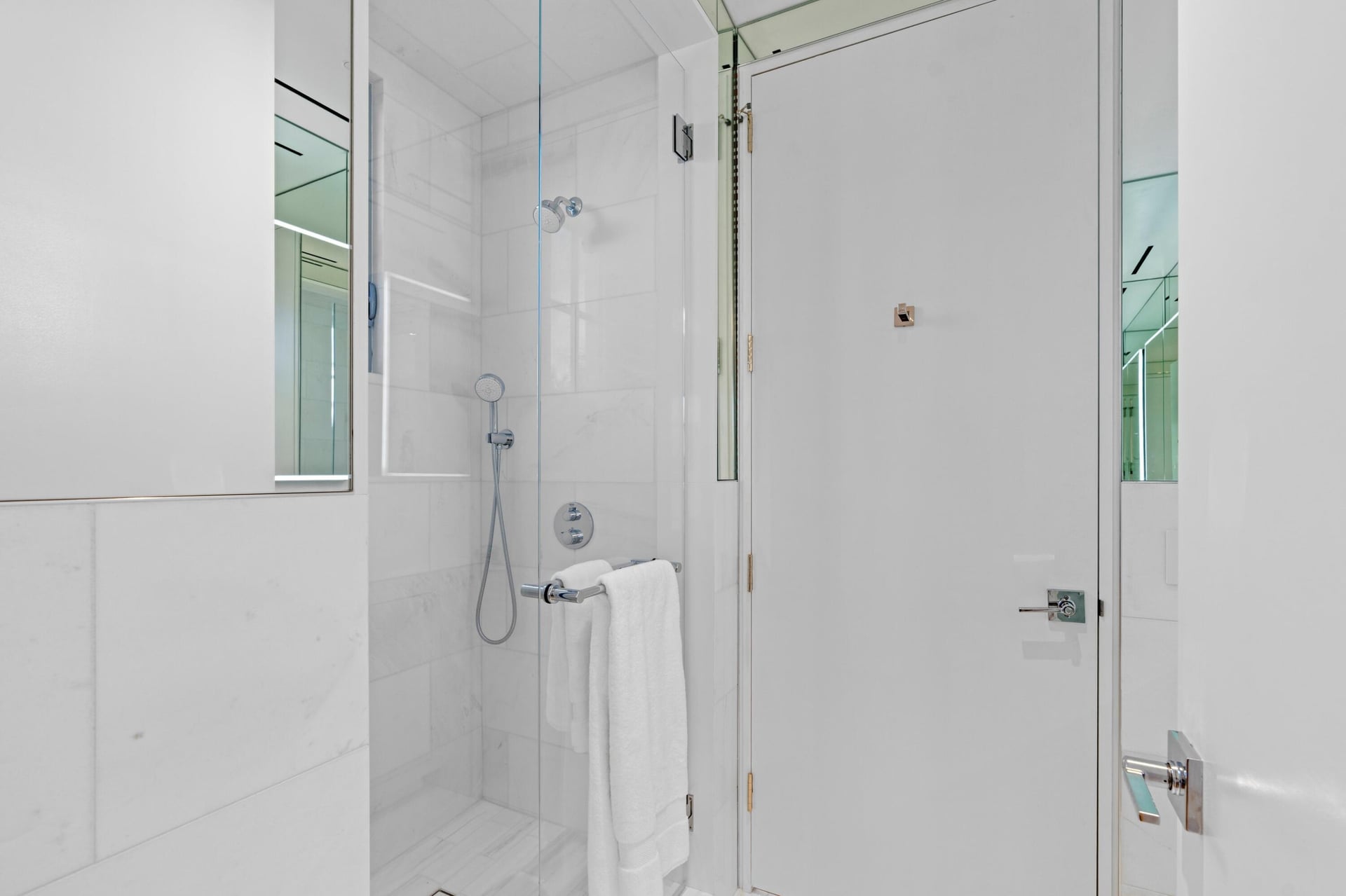 Royal Park Unit Penthouse photo 37