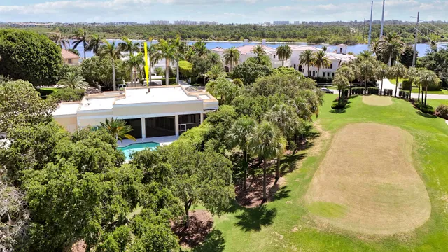 Admirals Cove Residence photo 4