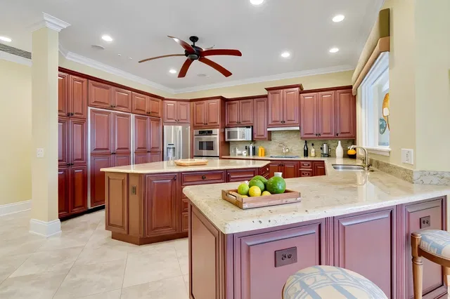 Admirals Cove Residence photo 14