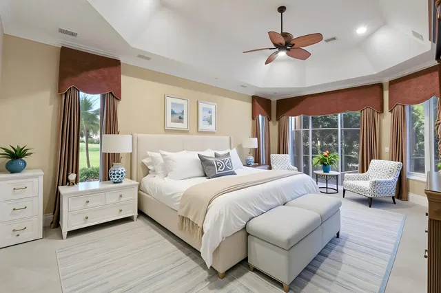 Admirals Cove Residence photo 21