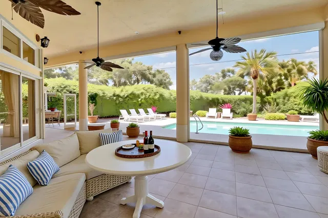 Admirals Cove Residence photo 34