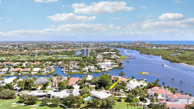 Admirals Cove Residence photo 41