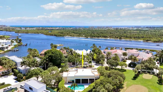 Admirals Cove Residence photo 44
