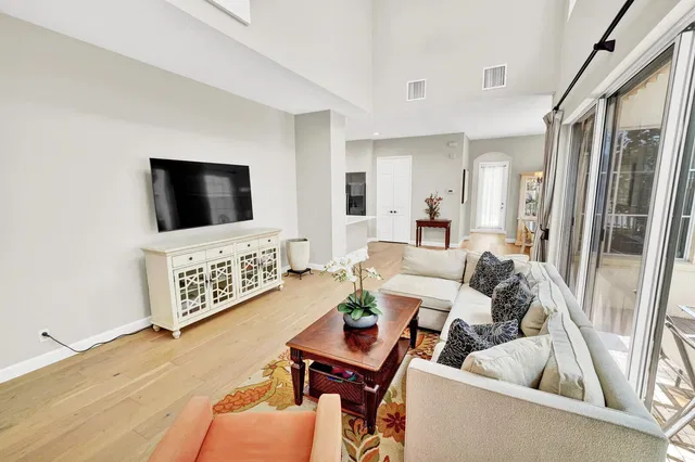 Evergrene Palm Beach Gardens Residence photo 9