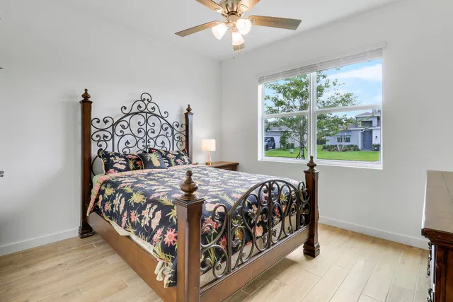 Residence photo 8
