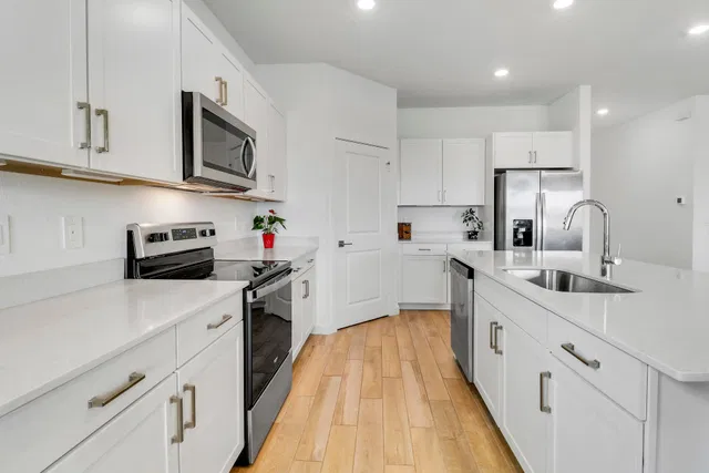 Residence photo 18