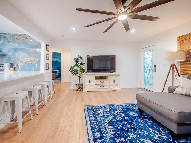  Residence photo 11