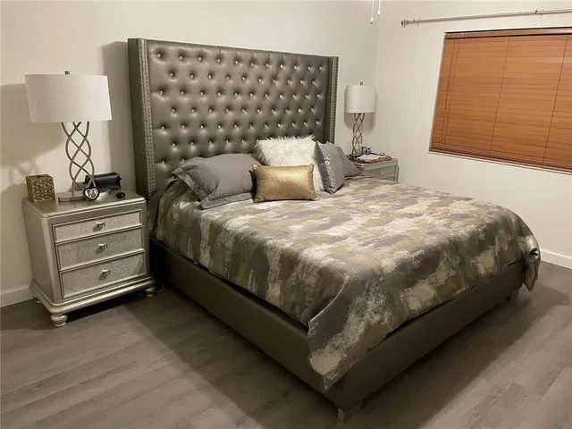  Unit 109 photo 5