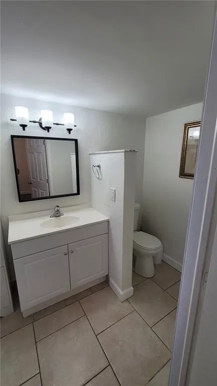  Unit 109 photo 8
