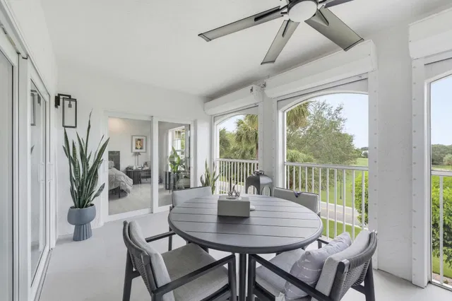 Boca Grove Residence photo 16