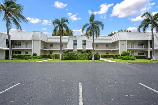 Singer Island Unit 145 photo 2