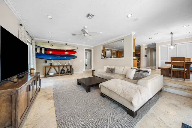 Residence photo 14