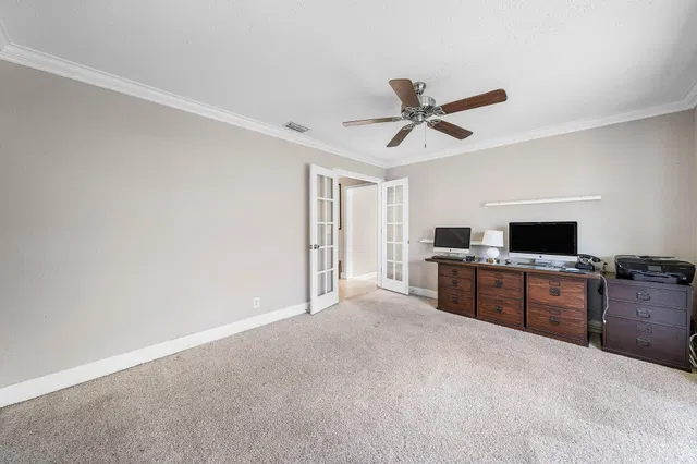 Residence photo 21