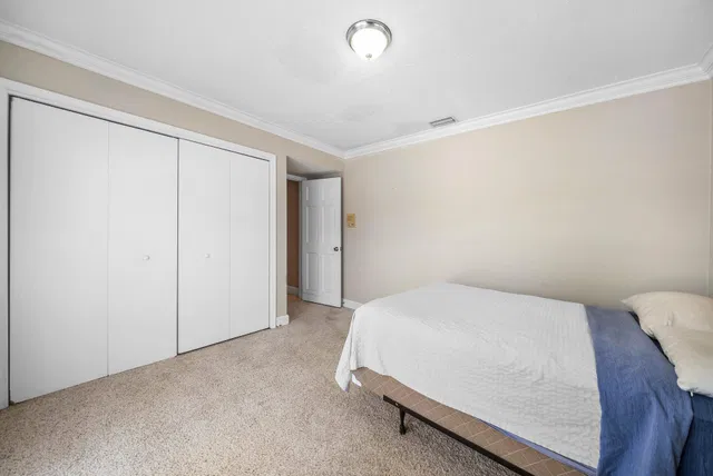 Residence photo 24