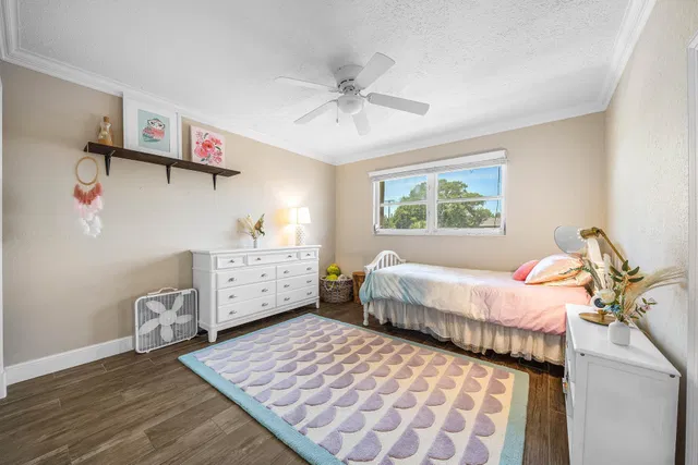 Residence photo 31