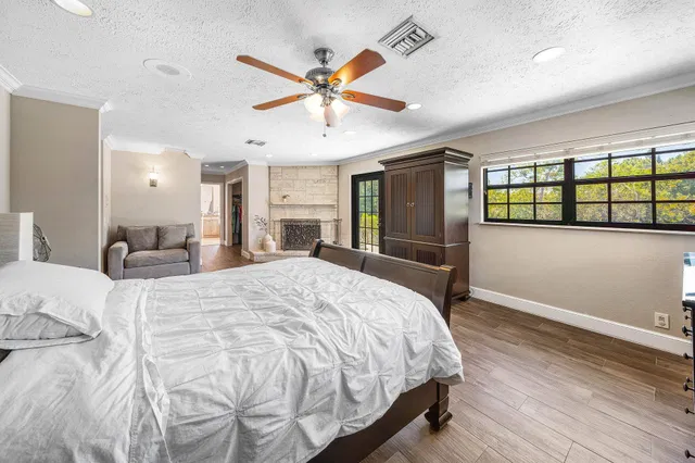 Residence photo 37