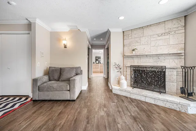 Residence photo 38